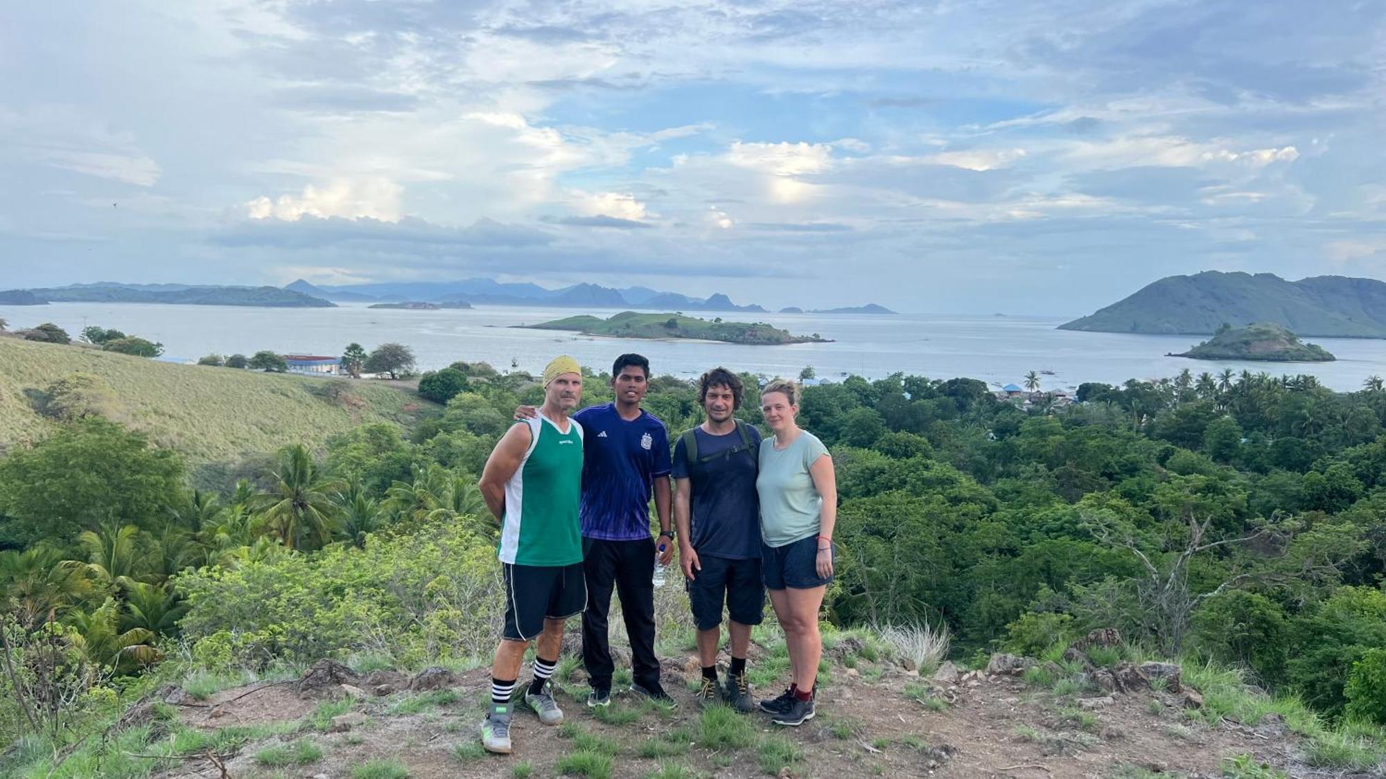 Jhuna Komodo Homestay Zewnętrze zdjęcie