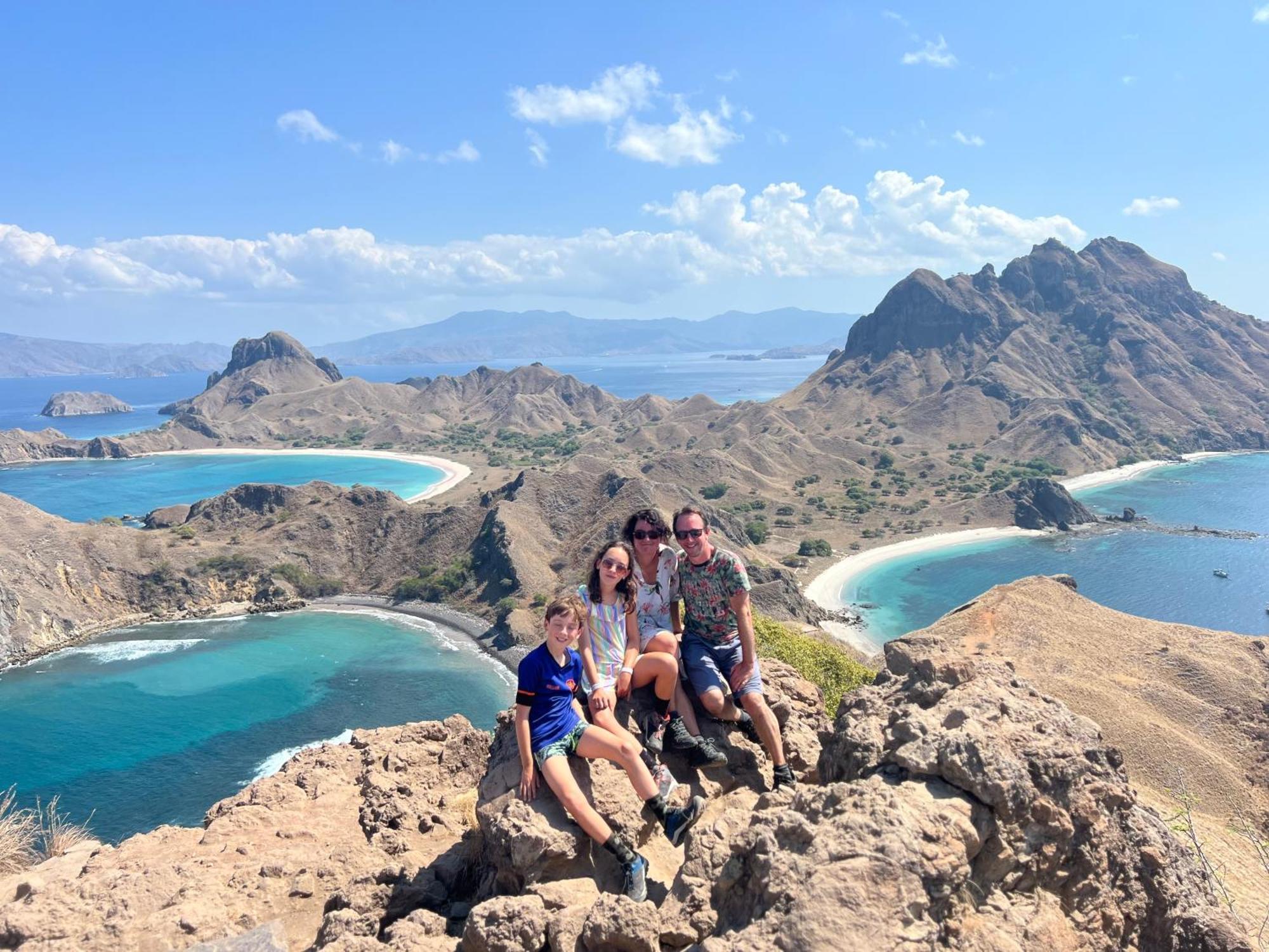 Jhuna Komodo Homestay Zewnętrze zdjęcie
